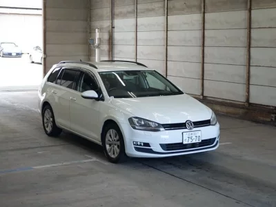 Volkswagen GOLF VARIANT