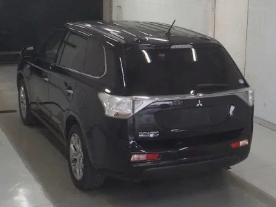 Mitsubishi OUTLANDER PHEV