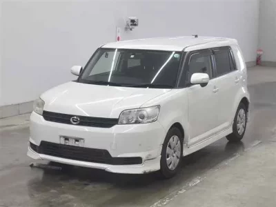 Toyota COROLLA RUMION