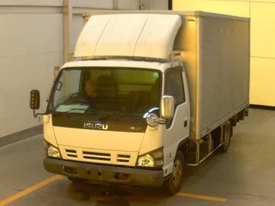 Isuzu ELF