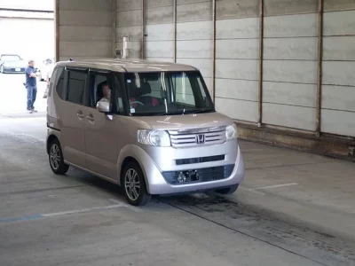 Honda N BOX