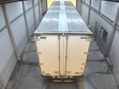 Isuzu TRUCK
