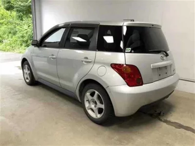 Toyota IST