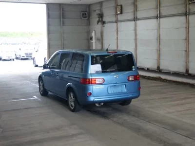 Nissan LAFESTA