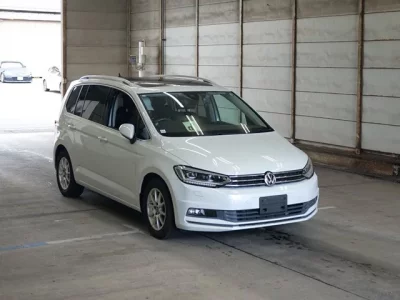 Volkswagen GOLF TOURAN