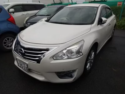 Nissan TEANA