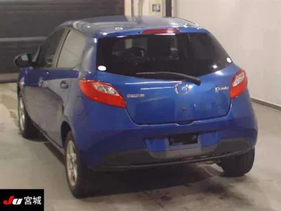Mazda DEMIO