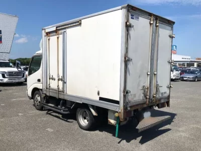 Hino DUTRO