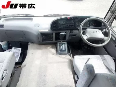 Toyota COASTER
