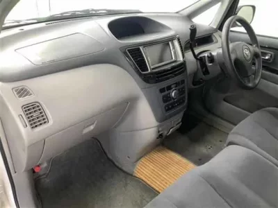 Toyota NADIA