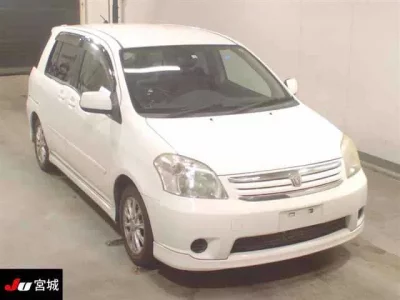 Toyota RAUM