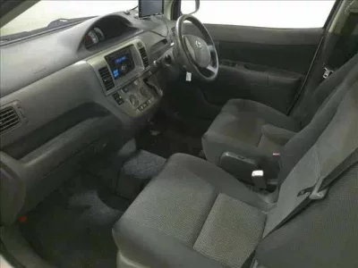 Toyota RAUM