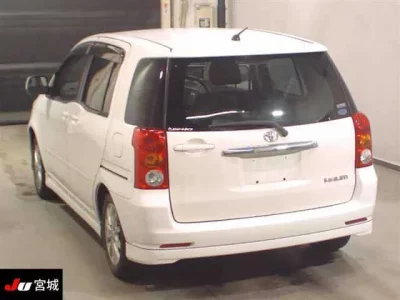 Toyota RAUM