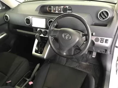 Toyota COROLLA RUMION