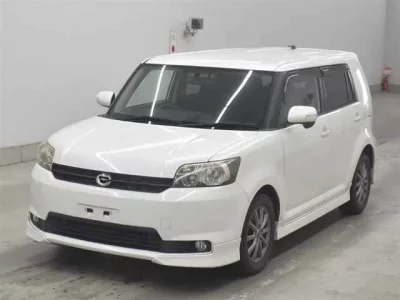 Toyota COROLLA RUMION