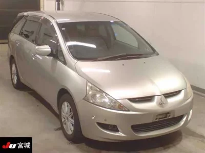Mitsubishi GRANDIS