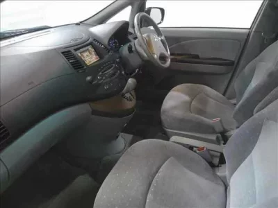 Mitsubishi GRANDIS