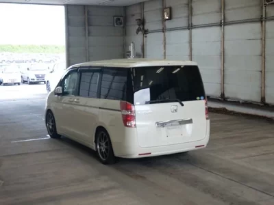 Honda STEP WAGON