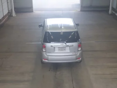 Toyota COROLLA RUMION