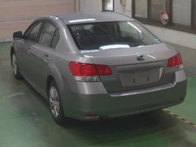 Subaru LEGACY B4