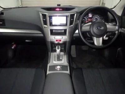 Subaru LEGACY B4