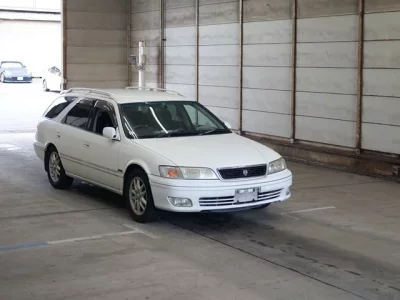 Toyota MARK2 QUALIS