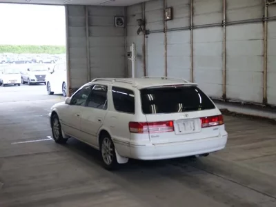 Toyota MARK2 QUALIS