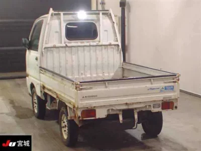Mitsubishi MINICAB TRUCK