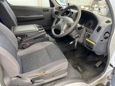 Nissan CARAVAN VAN