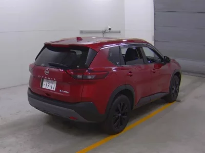 Nissan X-TRAIL