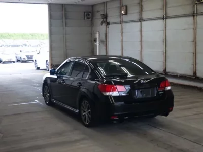 Subaru LEGACY B4