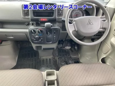 Mitsubishi MINICAB VAN