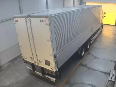 Hino TRUCK