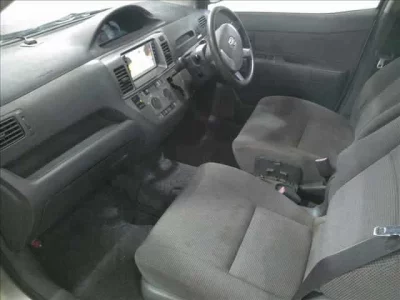 Toyota RAUM