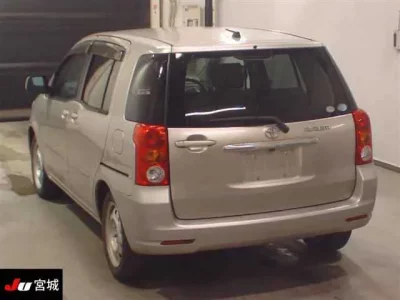 Toyota RAUM