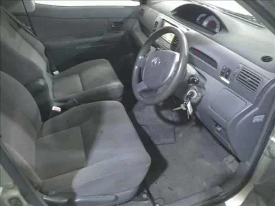 Toyota RAUM