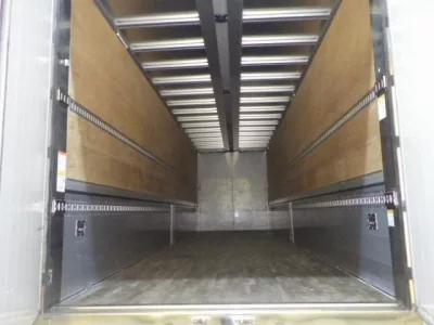 Hino TRUCK