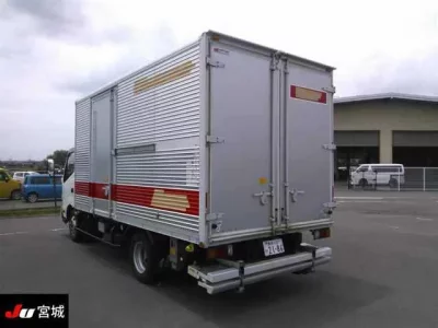Hino DUTRO