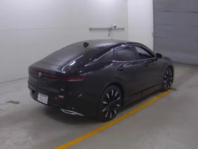 Toyota CROWN CROSSOVER
