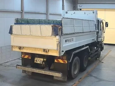 Isuzu TRUCK