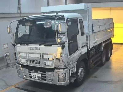Isuzu TRUCK