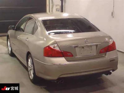 Nissan FUGA