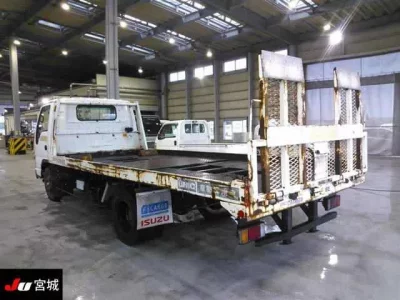 Isuzu ELF