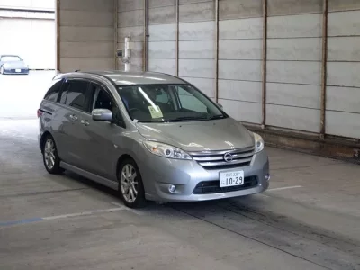 Nissan LAFESTA