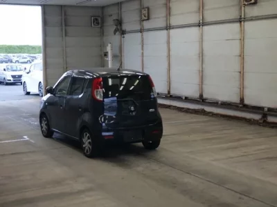 Suzuki MRWAGON