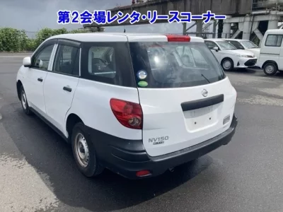 Nissan AD