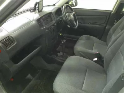 Toyota SUCCEED