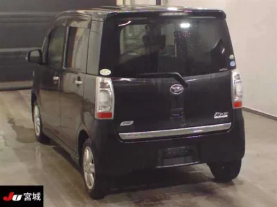 Daihatsu TANTO EXE