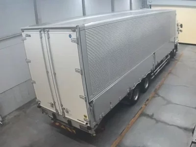 Hino TRUCK
