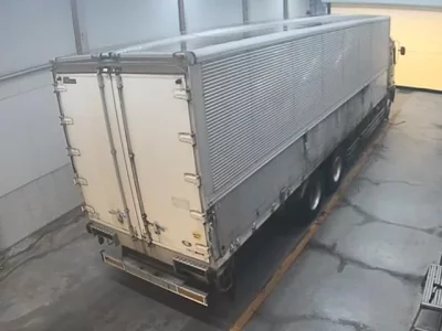 Hino TRUCK